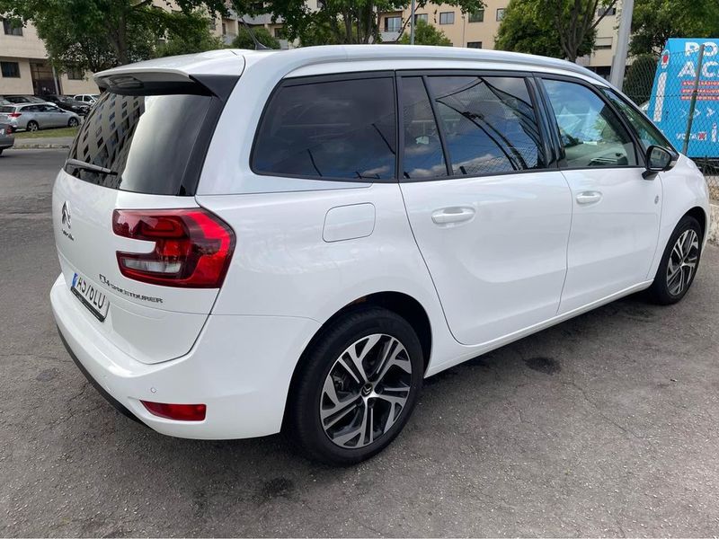 Citroën C4 Grand Picasso • 2022 • 70,000 km 3