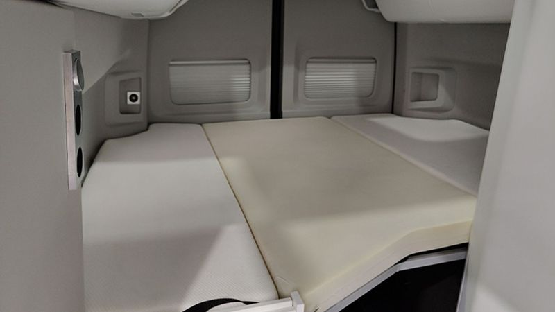 Volkswagen California • 2024 • 6,901 km 10