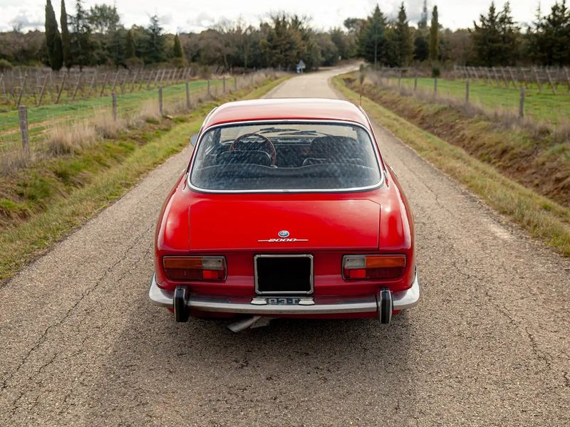 Alfa Romeo GTV • 1973 • 92,000 km 5