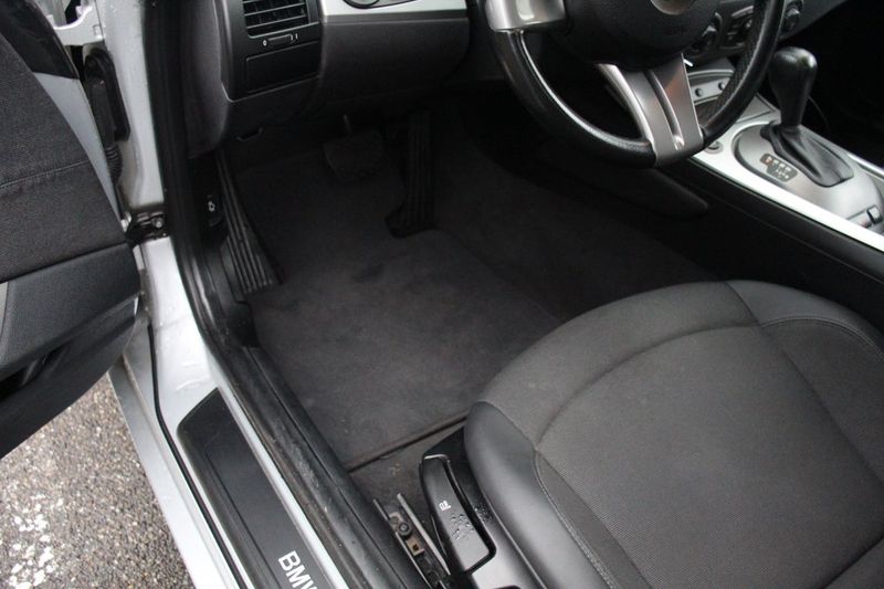 BMW Z4 • 2003 • 940,000 km 16