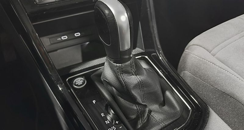 Volkswagen Touran • 2021 • 52,948 km 6