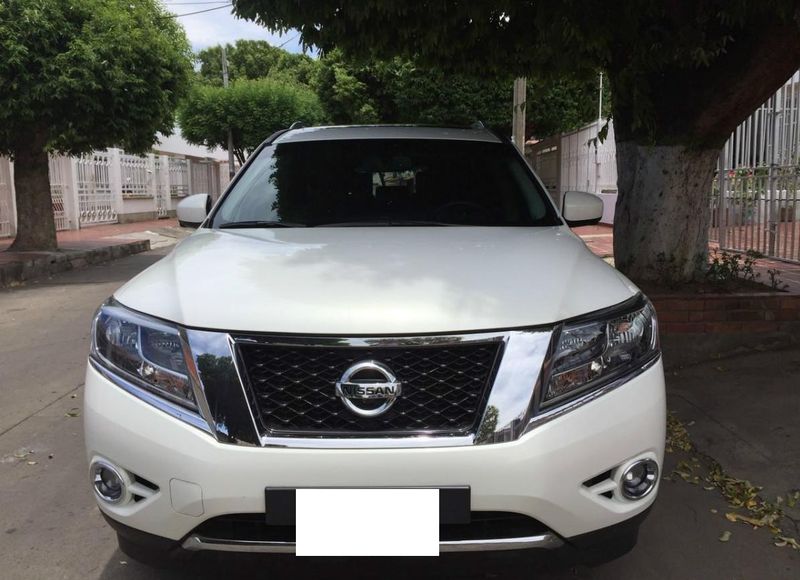 Nissan Pathfinder • 2015 • 100,000 km 2