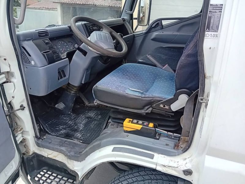 Mitsubishi Fuso canter • 2007 • 120,000 km 2