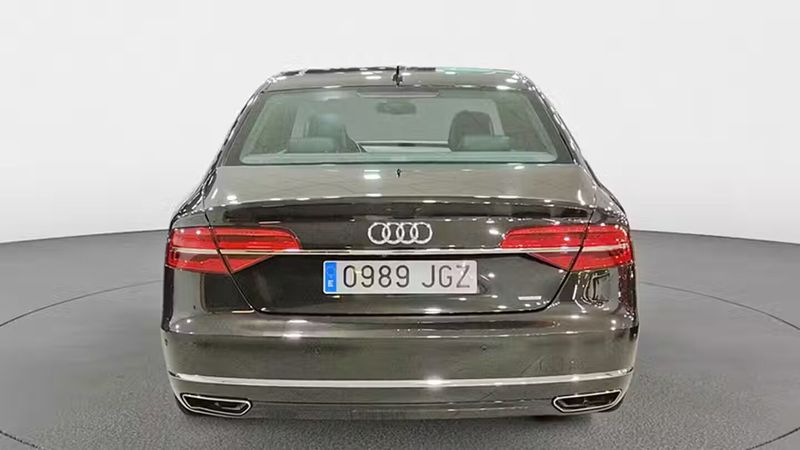 Audi A8 Long • 2015 • 84,288 km 25