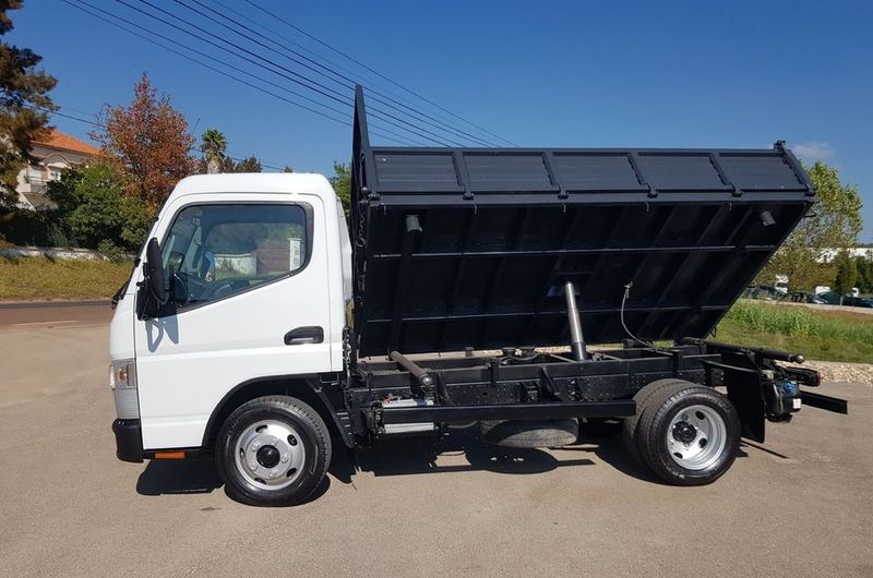 Mitsubishi Fuso canter • 2016 • 72,000 km 5