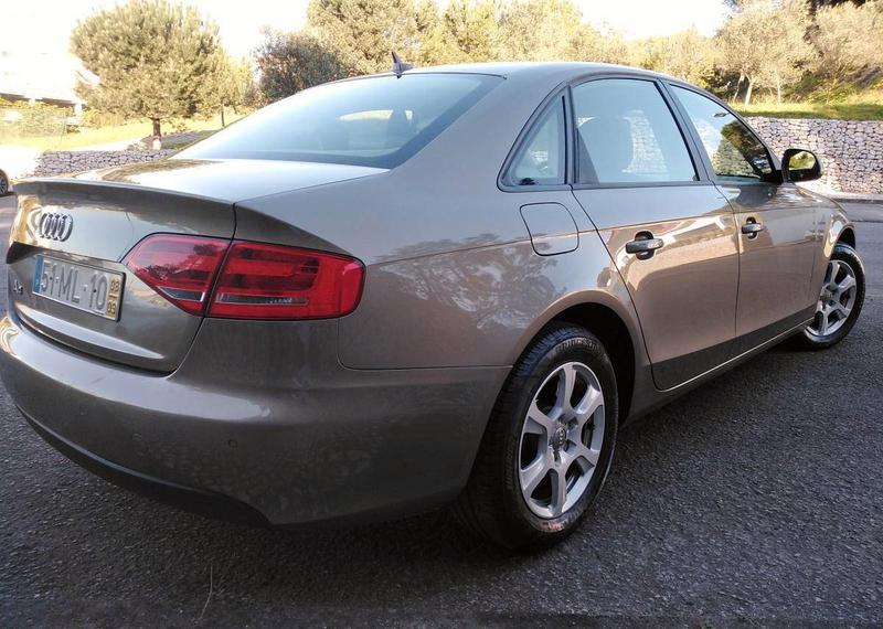 Audi A4 • 2008 • 199,999 km 2