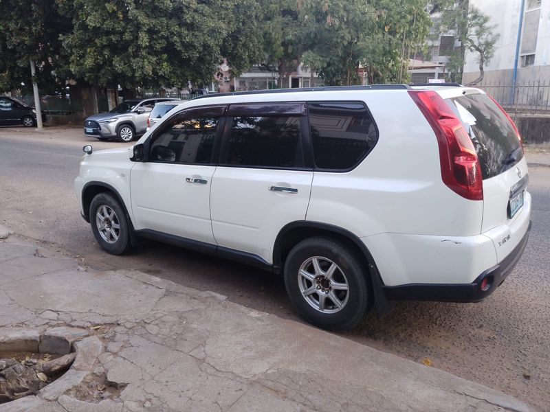 Nissan X-Trail • 2010 • 69,000 km 4