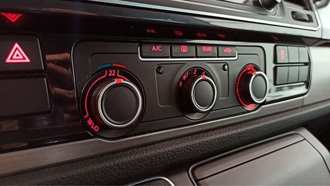 Volkswagen Multivan • 2020 • 80,000 km 10