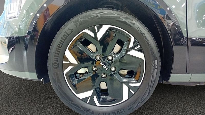 Kia Niro EV • 2023 • 32,361 km 15