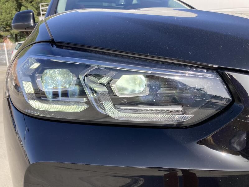 BMW X4 • 2022 • 44,798 km 9