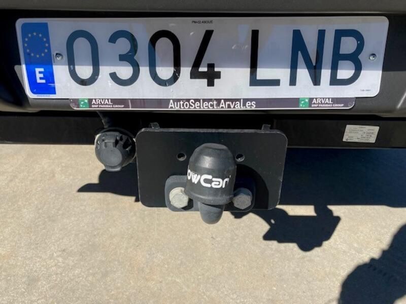 Nissan Navara • 2021 • 70,265 km 11