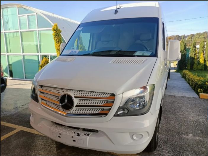 Mercedes-Benz Sprinter • 2017 • 80,000 km 1