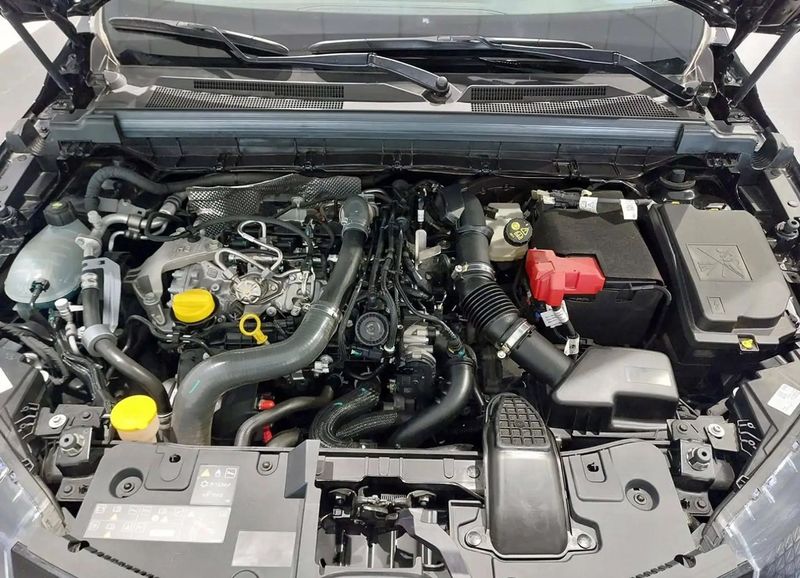 Renault Captur • 2022 • 21,045 km 9