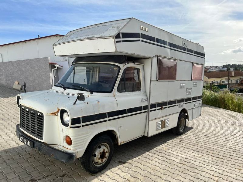 Ford Transit Cargo Van • 1977 • 80,000 km 2