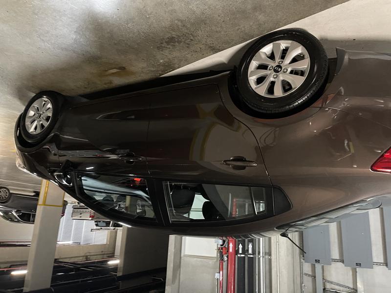 Kia Rio • 2017 • 24,600 km 4