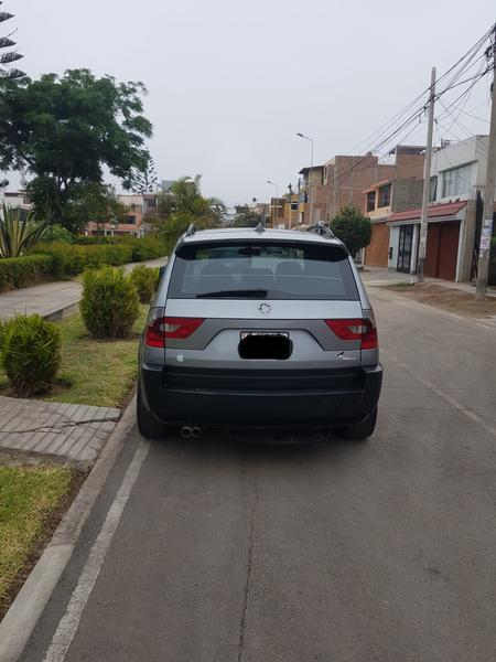 BMW X3 • 2005 • 119,999 km 7