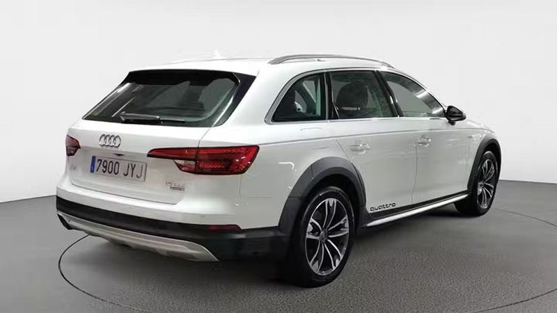 Audi A4 Allroad • 2017 • 118,801 km 8