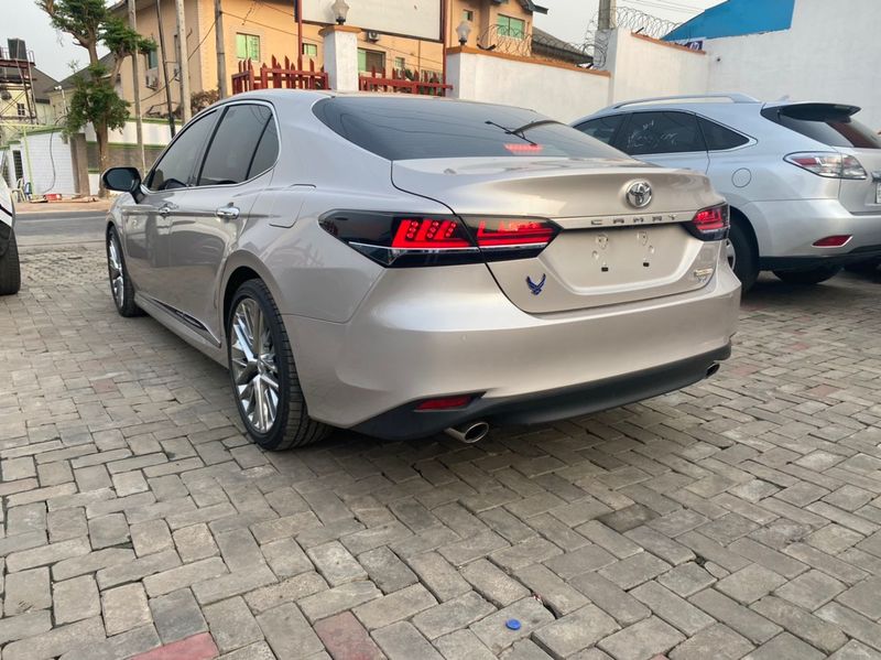 Toyota Camry • 2020 • 3 km 2