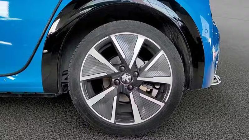 Peugeot 207 • 2020 • 68,344 km 42
