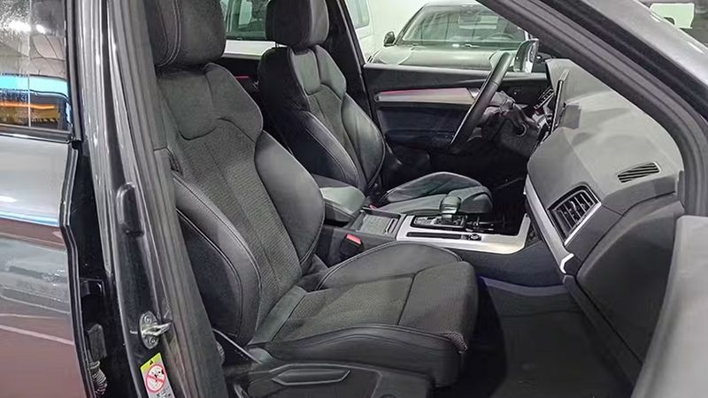 Audi Q5 • 2023 • 40,795 km 3