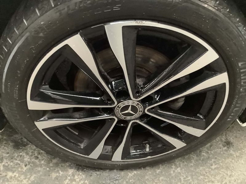 Mercedes-Benz Class B • 2020 • 36,100 km 5