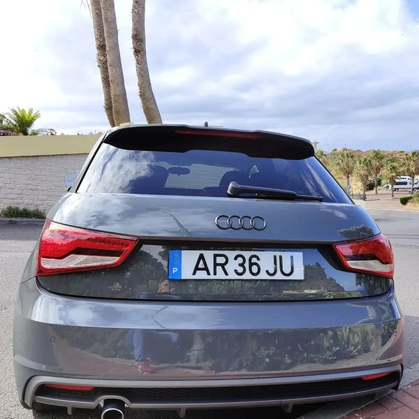 Audi A1 • 2016 • 123,000 km 5