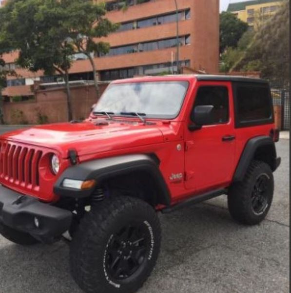 Jeep Wrangler • 2019 • 80,000 km 1