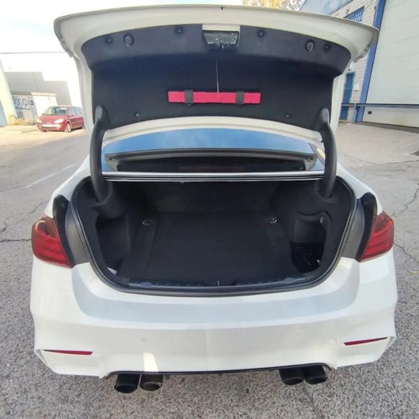 BMW 328i • 2013 • 115,500 km 3