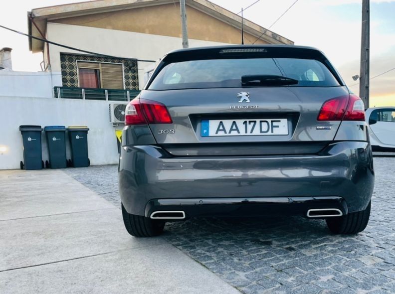 Peugeot 308 • 2016 • 159,000 km 4