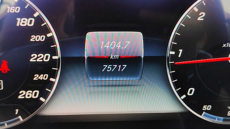 Mercedes-Benz E-Class • 2018 • 73,461 km 3