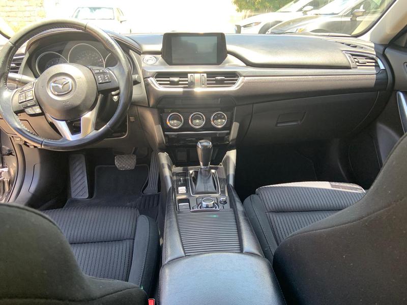 Mazda 6 • 2016 • 90,000 km 2