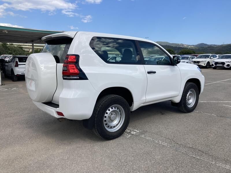 Toyota Land Cruiser • 2020 • 43,764 km 8