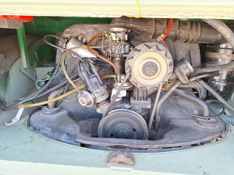 Volkswagen T4 • 1974 • 17,000 km 11