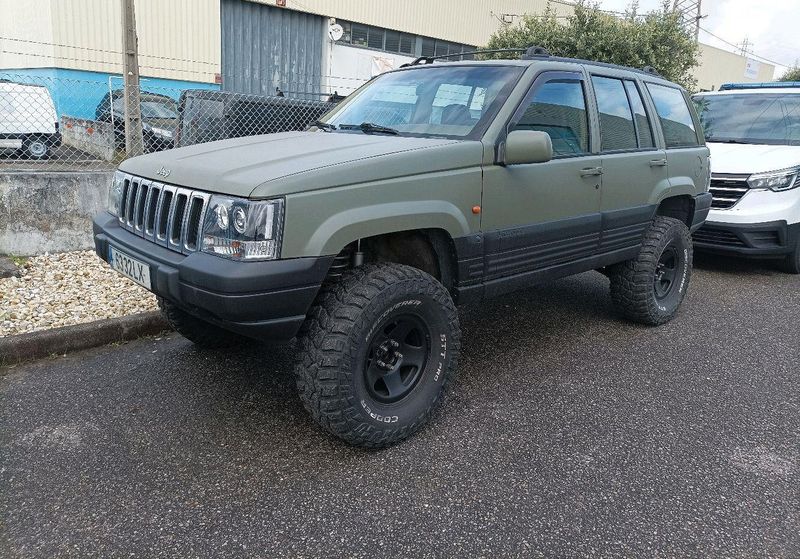 Jeep Cherokee • 1999 • 210,000 km 2