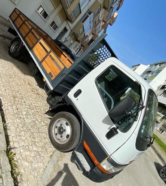 Mitsubishi Fuso canter • 1999 • 220,000 km 6