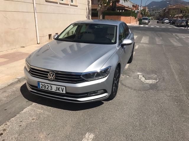 Volkswagen Passat • 2016 • 170,000 km 9