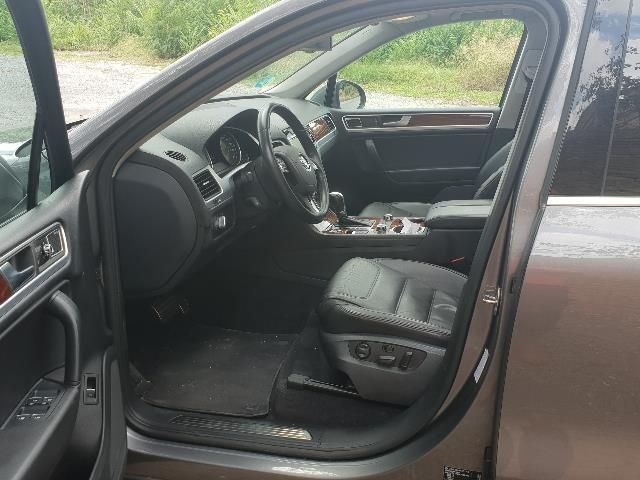 Volkswagen Touareg • 2012 • 175,000 km 8