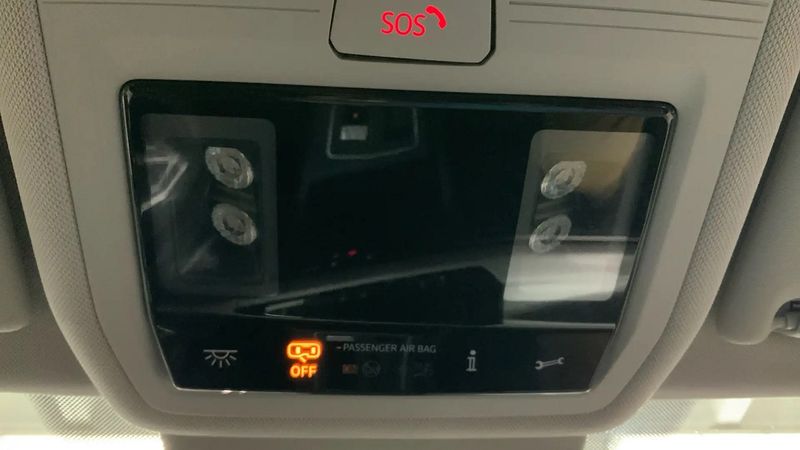 Volkswagen Golf • 2021 • 64,700 km 12