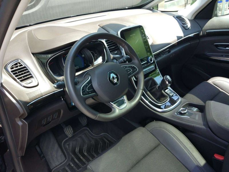 Renault Espace • 2015 • 109,000 km 8