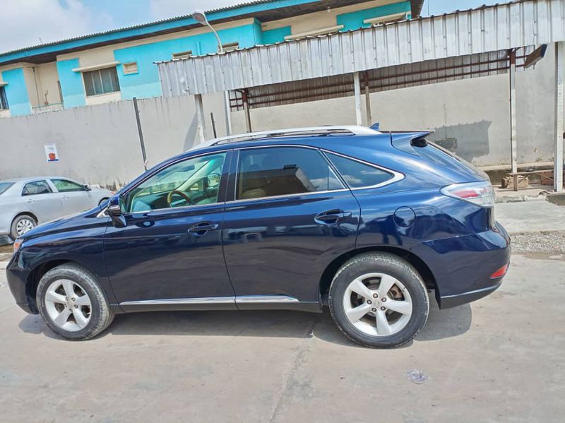 Lexus RX • 2010 • 96,014 km 4