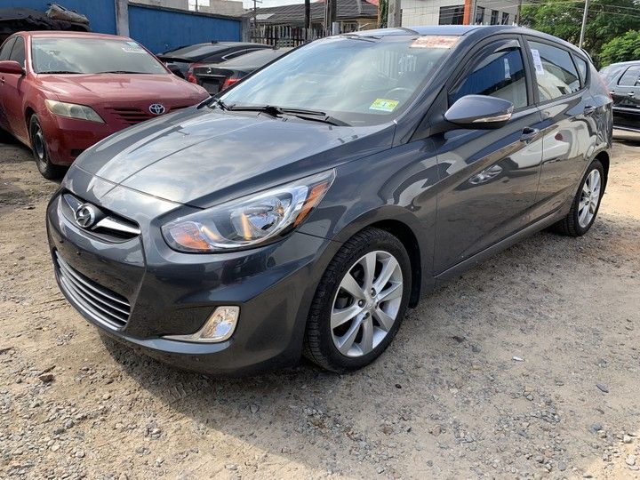 Hyundai Accent • 2016 • 2 km 1