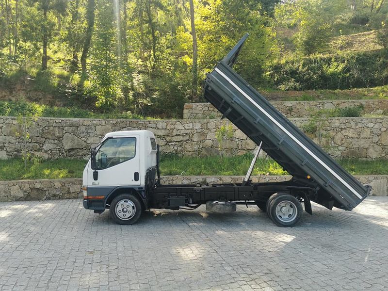 Mitsubishi Fuso canter • 2003 • 230,000 km 5