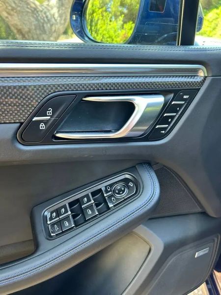 Porsche Macan • 2021 • 150,000 km 10