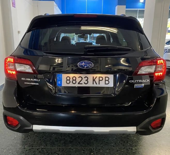 Subaru Outback • 2018 • 94,000 km 8