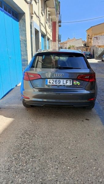 Audi A3 • 2015 • 86,000 km 4