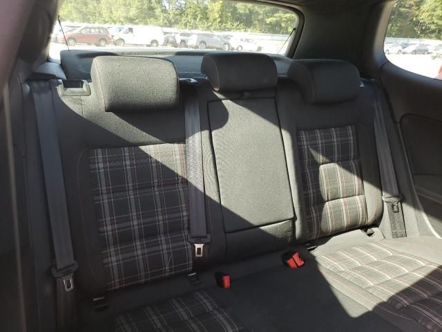 Volkswagen Golf GTI • 2010 • 10,000 mi 9