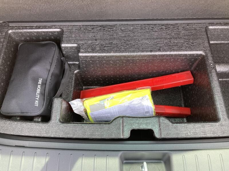 Kia Sportage • 2024 • 4,955 km 28