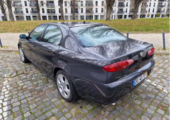 Alfa Romeo 166 • 2002 • 318,000 km 1