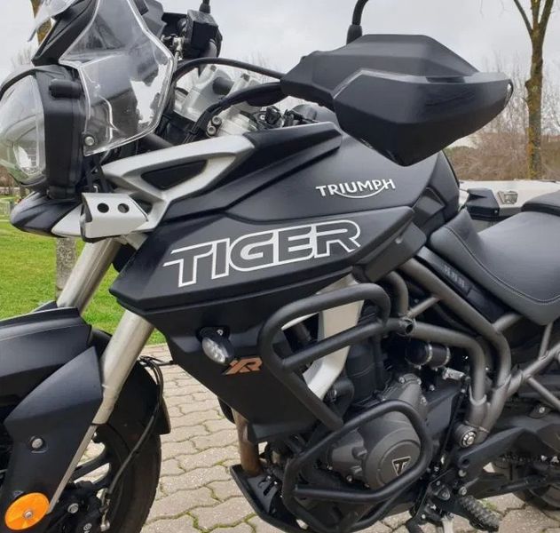 Triumph tiger 800 • 2020 • 6,800 km 4