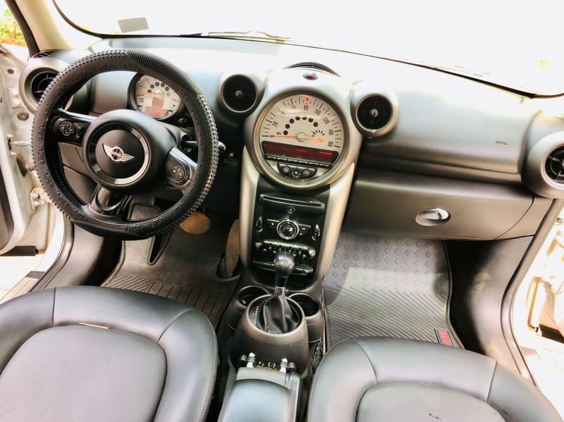 MINI Cooper • 2014 • 32 km 2